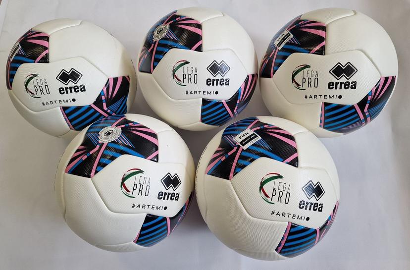 Akciový balík - futbalová lopta Errea Artemio 5ks! - ARTEMIO_5