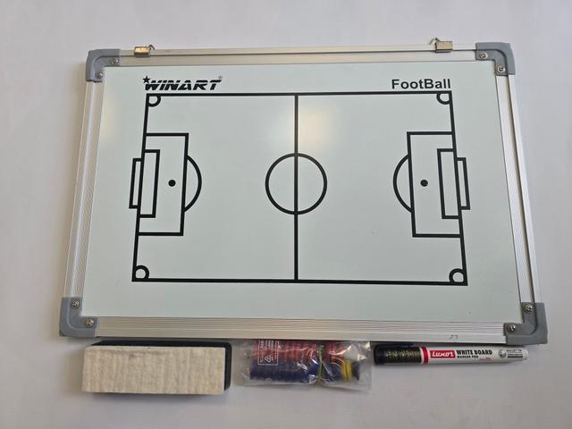Magnetická taktická tabuľa na futbal Winart - 30 x 45 cm - 1814