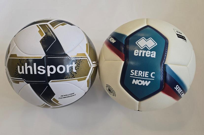Akciový balík: Futbalová lopta Uhlsport Revolution Thermobonded + Errea Lega Pro Now topzápasová lopta grátis! - 100171501_1+1ks