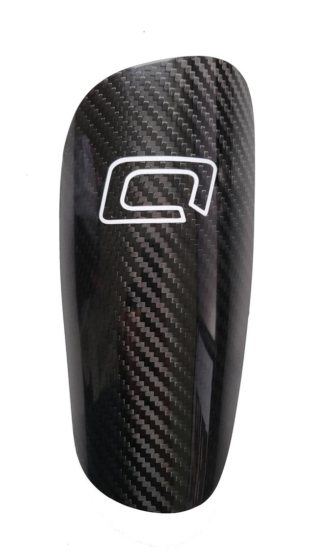 Futbalové chrániče QS CARBON - QUICK sport CARBON M