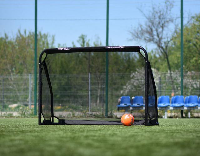 FUTBALOVÁ BRÁNKA GIZA M - 180 X 120 CM - 100304